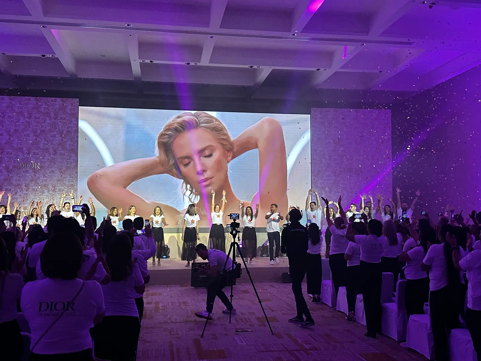 DIOR Staff Meeting & Leisure photograph 8